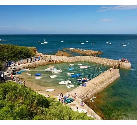 Le Repaire & La Hague Tatil Evi *